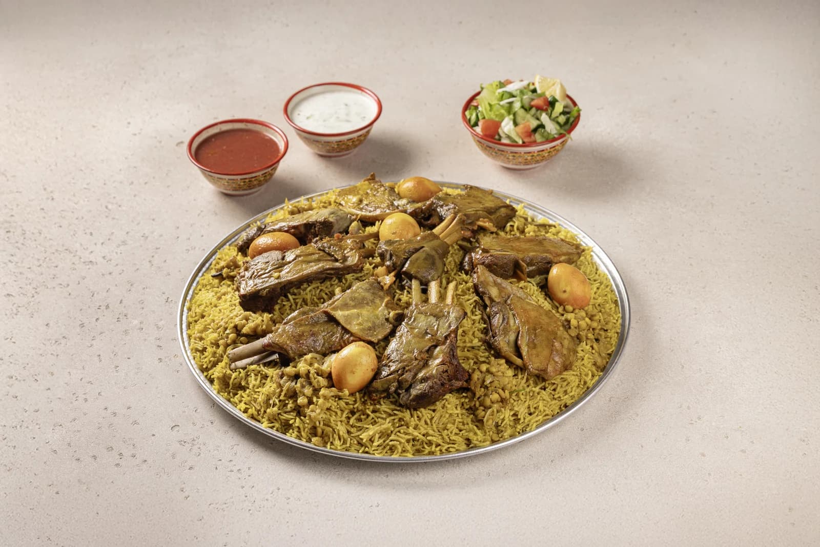 الوجبة العائلية لحم